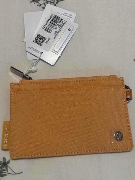 lululemon athletica Accessories - Lululemon Athletica Orange Zip Card Holder